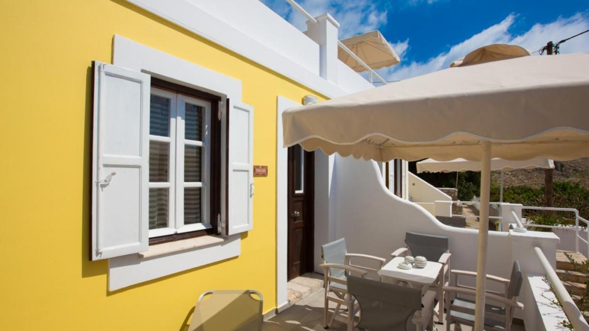 Chic & Modern Apartments With Swim Access Chalki Town المظهر الخارجي الصورة
