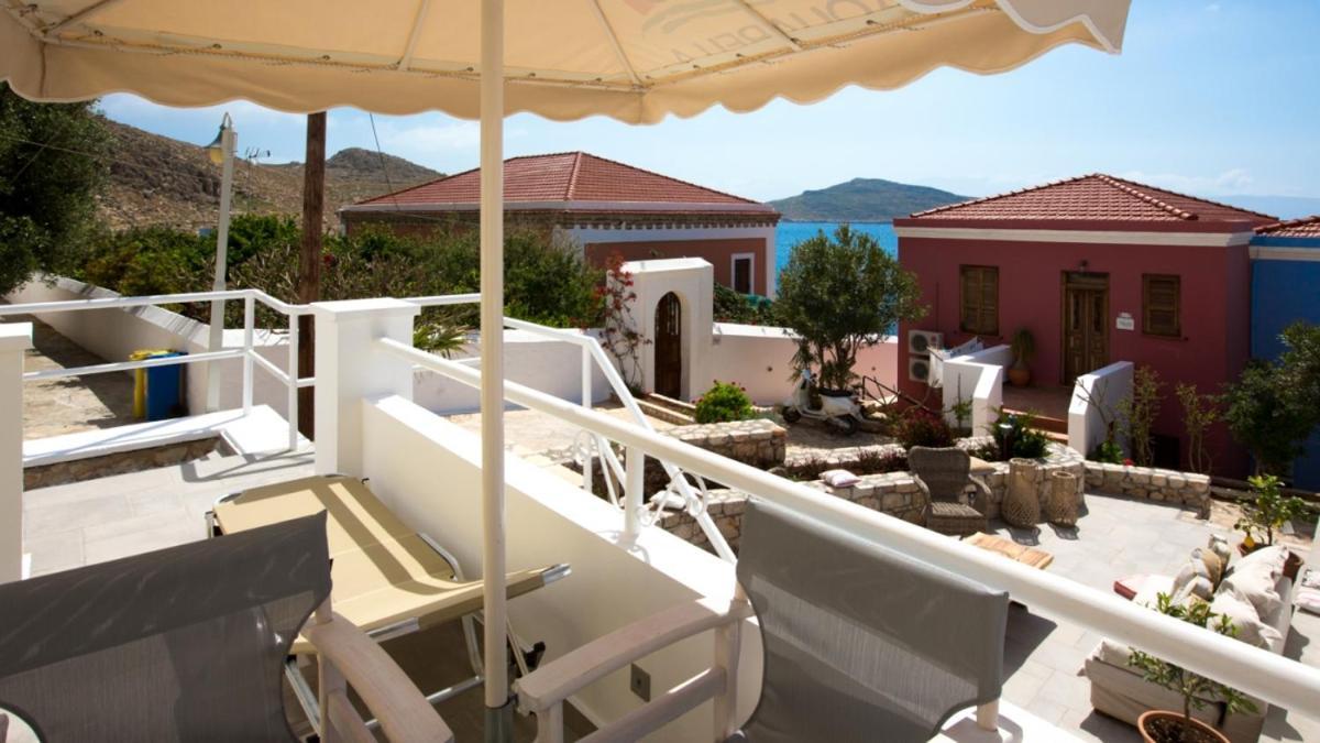 Chic & Modern Apartments With Swim Access Chalki Town المظهر الخارجي الصورة